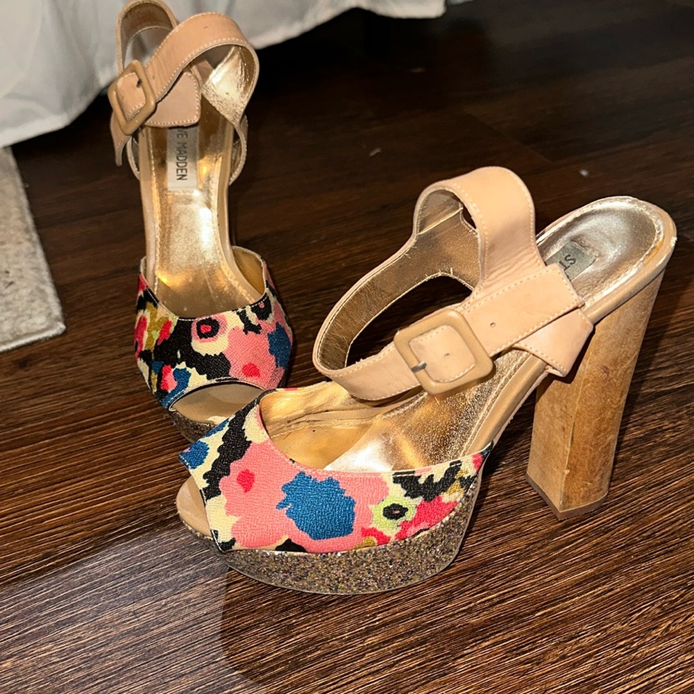 Steve Madden platform heels Size 7